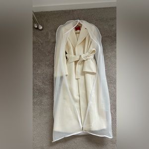 Max&Co. white winter coat